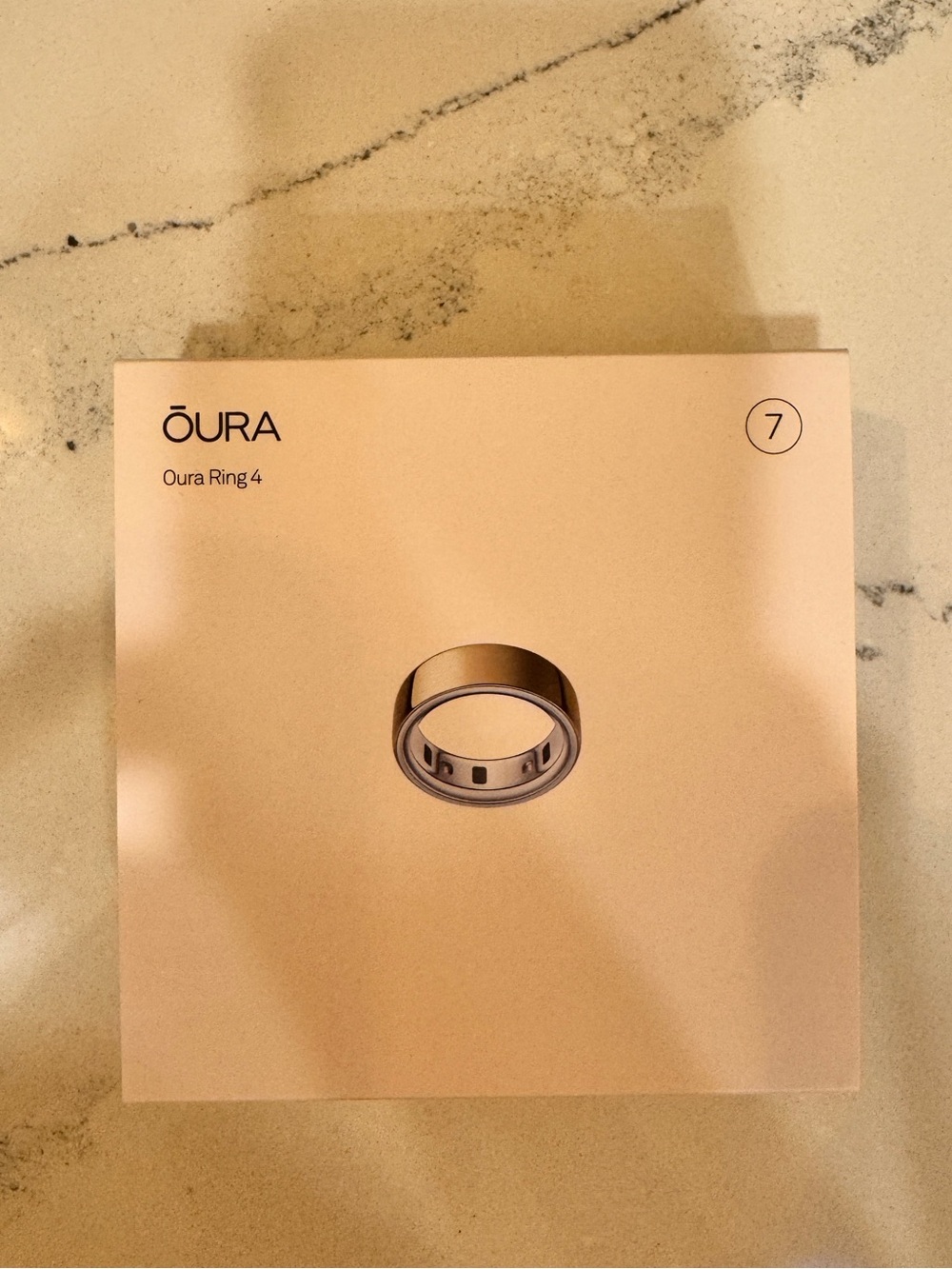 Oura Ring 4 - Gold Tone